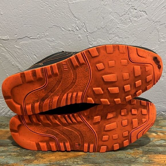 🔥 NIKE Air Safari 87 Retro Training/Running Shoes - Black/Gray/Orange - Men Sz - Picture 12 of 16